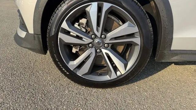 2025 Volvo V60 Cross Country B5 Plus