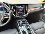 2025 V60 Cross Country Thumbnail 14