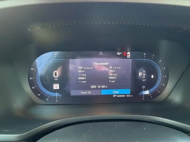 2025 Volvo V60 - $35,995