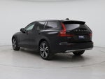 2025 V60 Cross Country Thumbnail 2