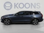 2025 V60 Cross Country Thumbnail 2