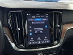 2025 V60 Cross Country Thumbnail 18