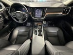 2025 V60 Cross Country Thumbnail 32