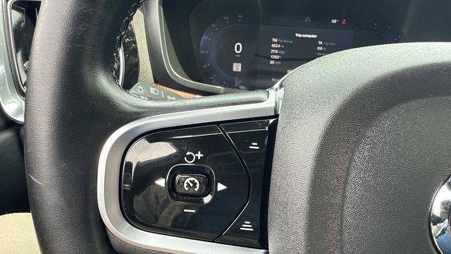 2025 Volvo V60 Cross Country B5 Plus