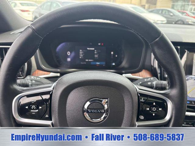 2025 Volvo V60 - $27,810