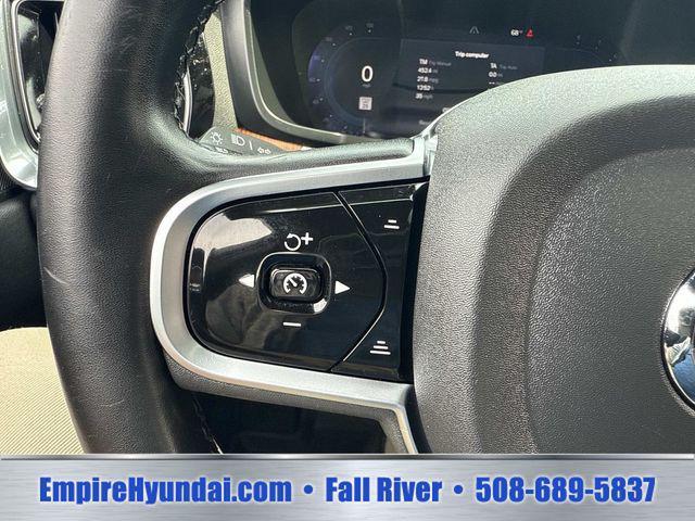 2025 Volvo V60 - $27,810