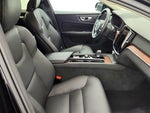 2025 V60 Cross Country Thumbnail 24