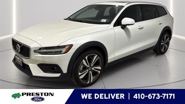 Preowned 2025 Volvo V60 Cross Country B5 Plus for Sale