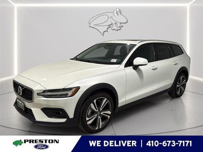 Photo of a 2025 Volvo V60 Cross Country AWD B5 Plus 4DR Wagon for sale