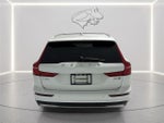 2025 V60 Cross Country Thumbnail 4