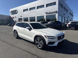 2025 Volvo V60 Cross Country with Crystal White Exterior