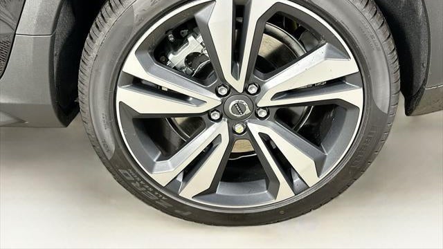2026 Volvo V60 Cross Country B5 Plus