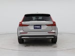 2025 V60 Cross Country Thumbnail 6
