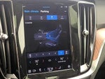 2025 V60 Cross Country Thumbnail 17