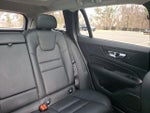 2025 V60 Cross Country Thumbnail 14