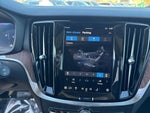 2025 V60 Cross Country Thumbnail 17
