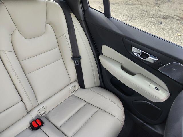2025 Volvo V60 - $46,350