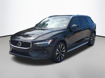 2026 Volvo V60 Cross Country AWD B5 Ultra 4DR Wagon