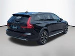 2026 V60 Cross Country Thumbnail 5