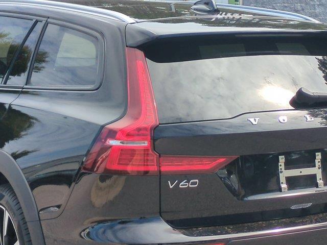 2026 Volvo V60 - $52,695