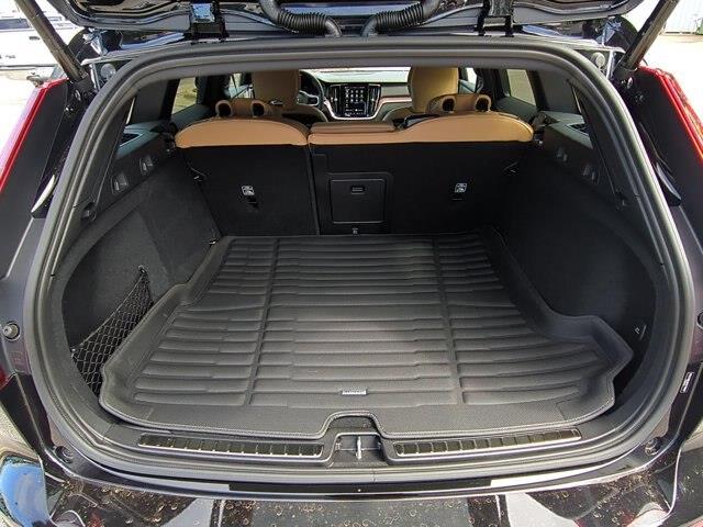2026 Volvo V60 - $52,695