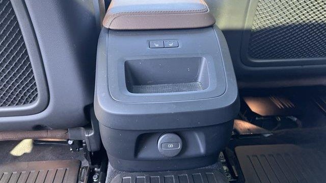 2024 Volvo V60 Cross Country B5 Plus