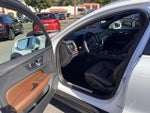 2024 V60 Cross Country Thumbnail 7