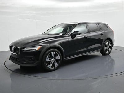 2024 Volvo V60 Cross Country AWD B5 Plus 4DR Wagon