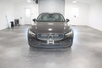 2024 V60 Cross Country Thumbnail 2