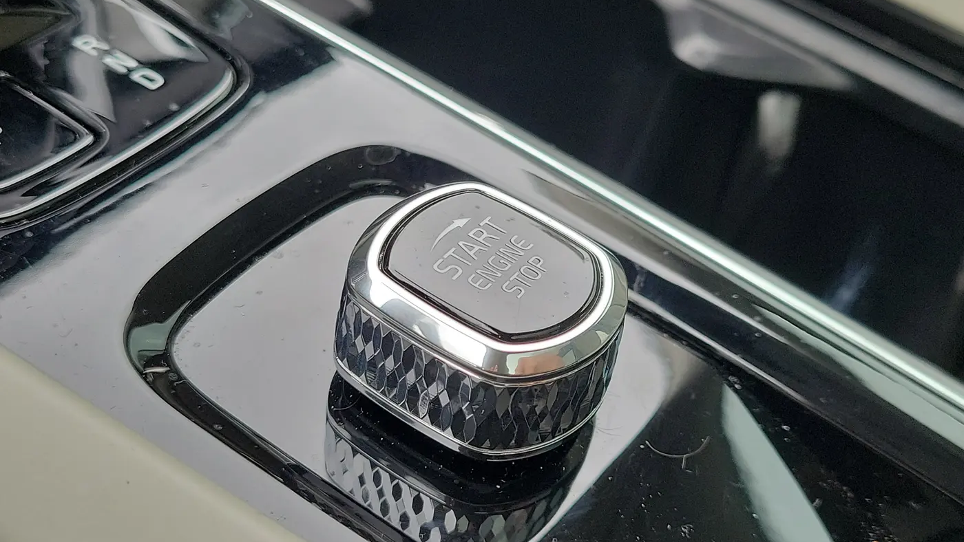 2023 Volvo V60 Cross Country B5 Plus