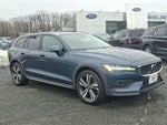 2023 V60 Cross Country Thumbnail 6