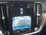 2023 V60 Cross Country Thumbnail 20