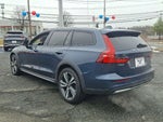 2023 V60 Cross Country Thumbnail 27