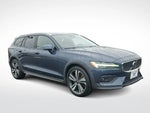 2023 V60 Cross Country Thumbnail 35