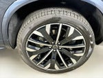 2026 XC90 Thumbnail 24