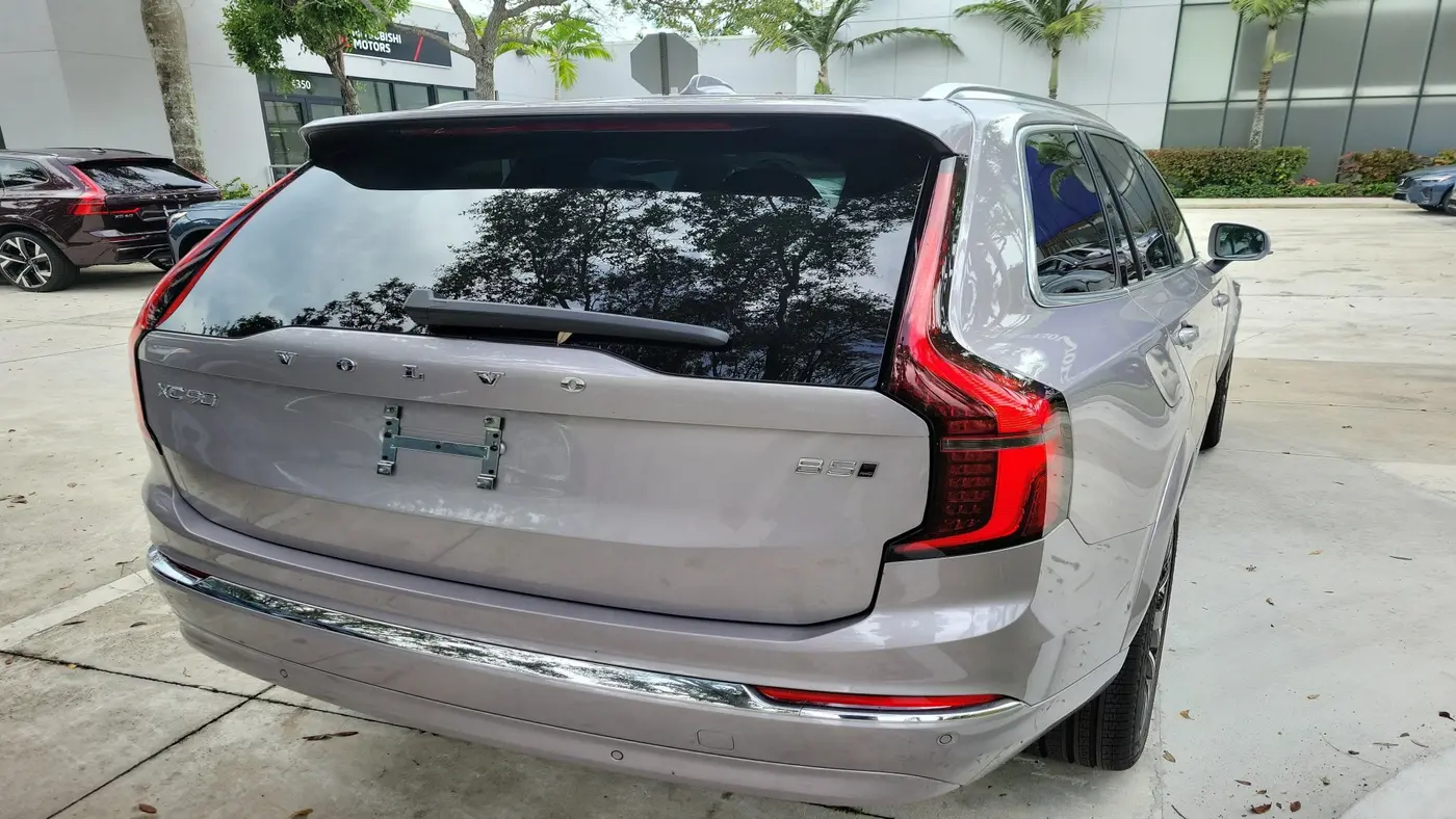2026 Volvo XC90 B5 Plus 6P