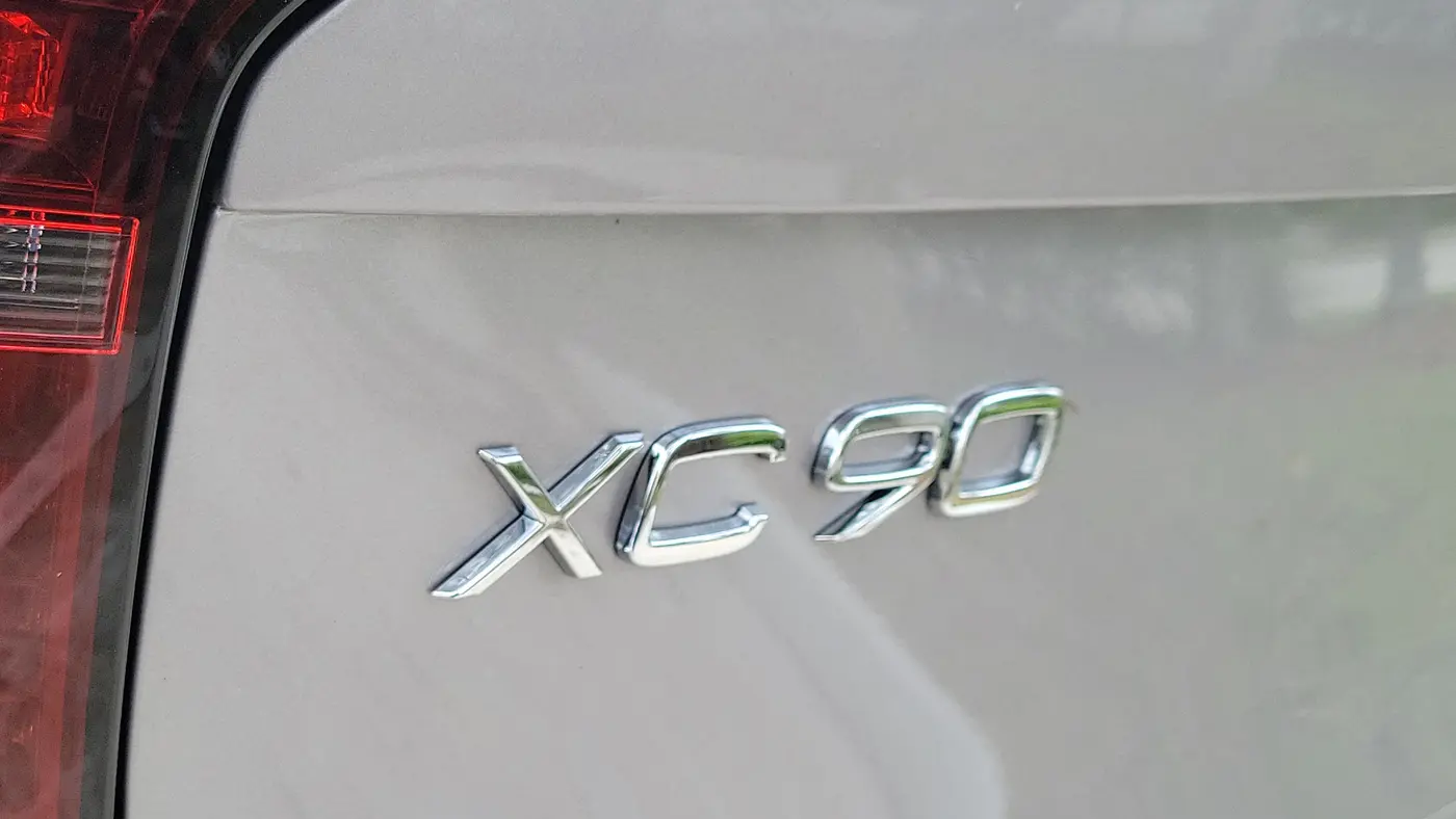 2026 Volvo XC90 B5 Plus 6P