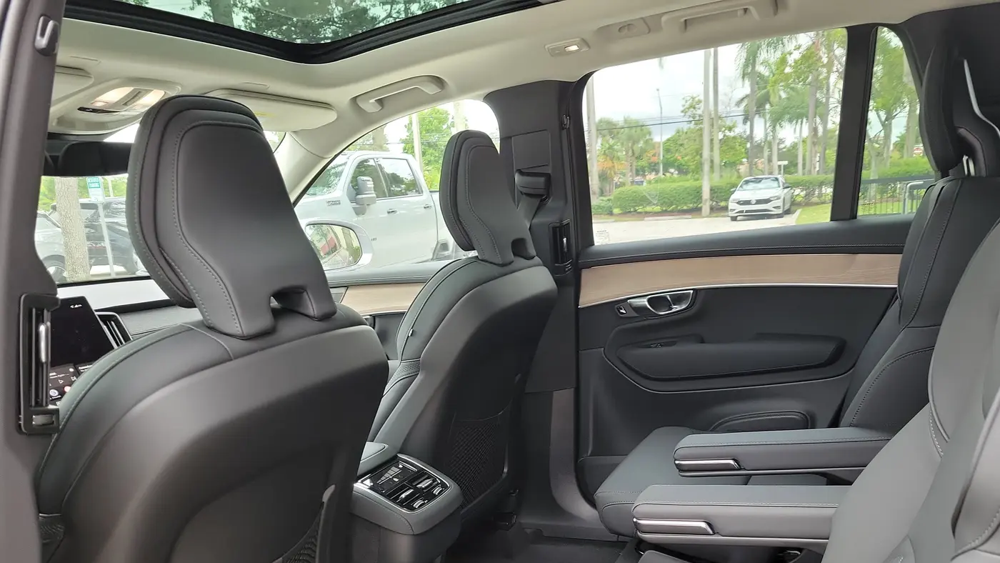 2026 Volvo XC90 B5 Plus 6P