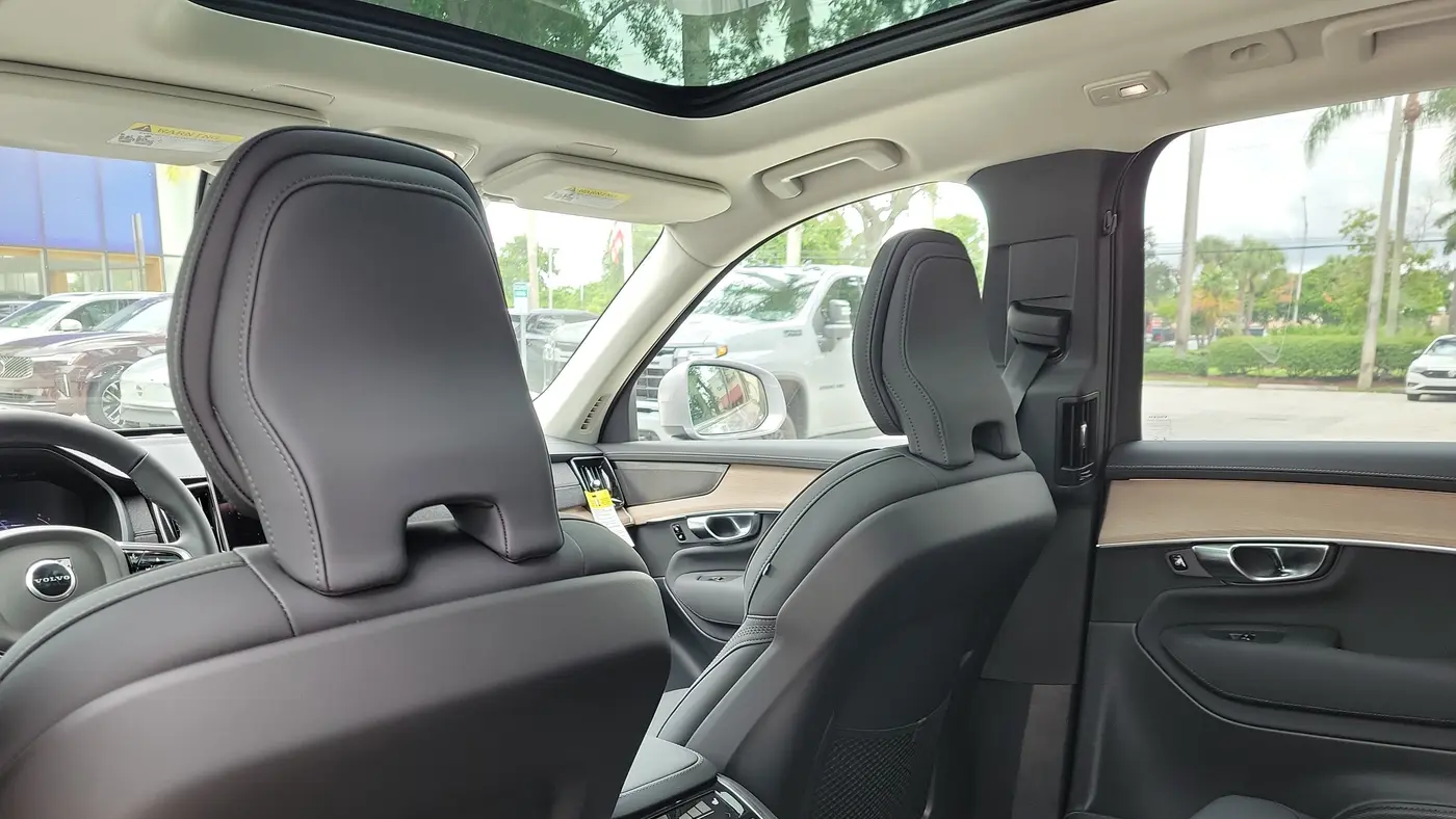 2026 Volvo XC90 B5 Plus 6P