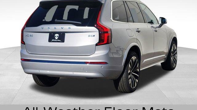 2025 Volvo XC90 B5 Core Bright Theme