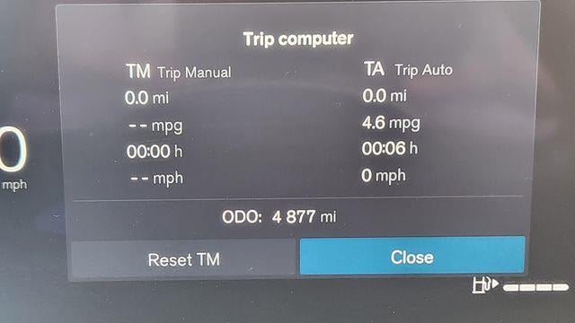 2025 Volvo XC90 B5 Core Bright Theme