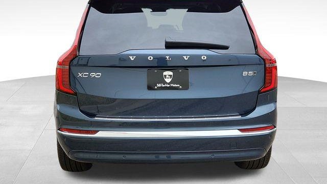 2025 Volvo XC90 B5 Plus Bright Theme 7P