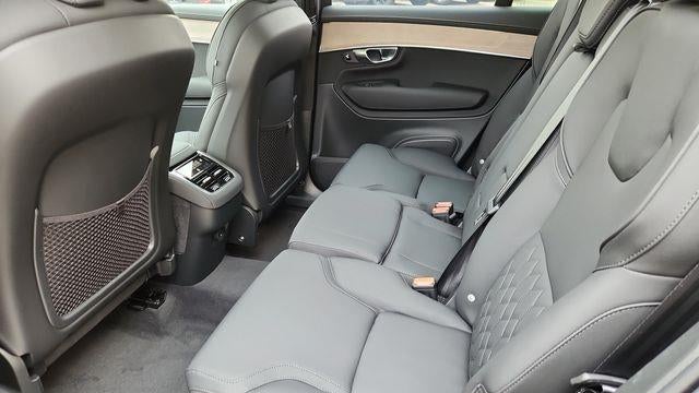 2025 Volvo XC90 B5 Plus Bright Theme 7P