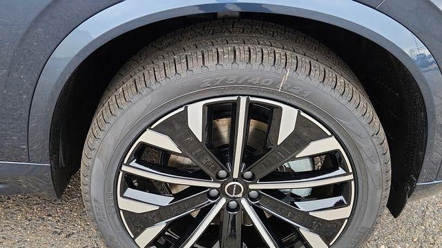2025 Volvo XC90 B5 Plus Bright Theme 7P