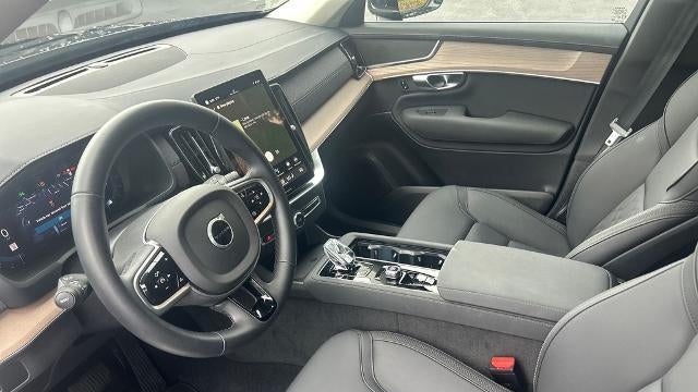 2025 Volvo XC90 B5 Plus Bright Theme 7P