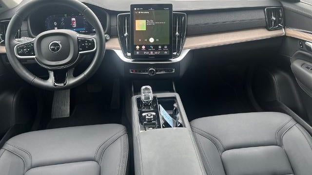 2025 Volvo XC90 B5 Plus Bright Theme 7P