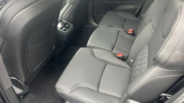 2025 Volvo XC90 B5 Plus Bright Theme 7P