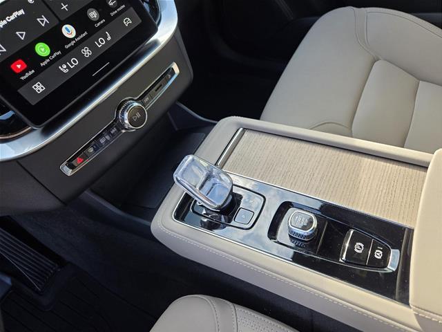 2025 Volvo XC90 - $46,691