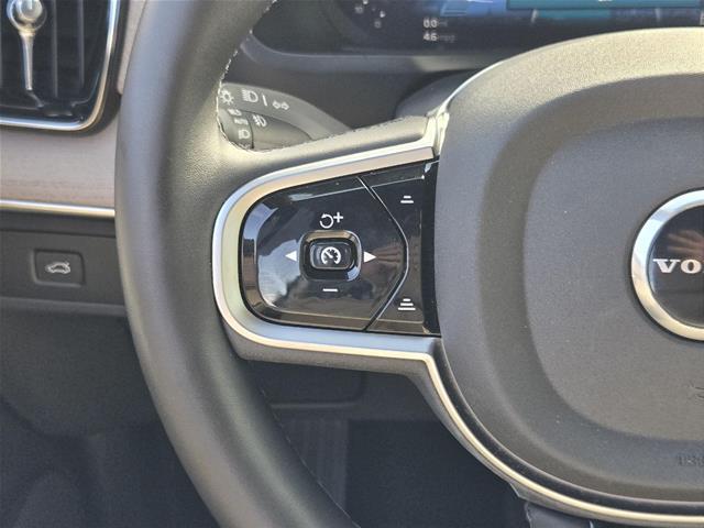 2025 Volvo XC90 - $46,691