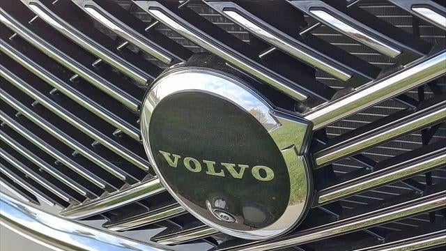 2025 Volvo XC90 B5 Plus Bright Theme 7P